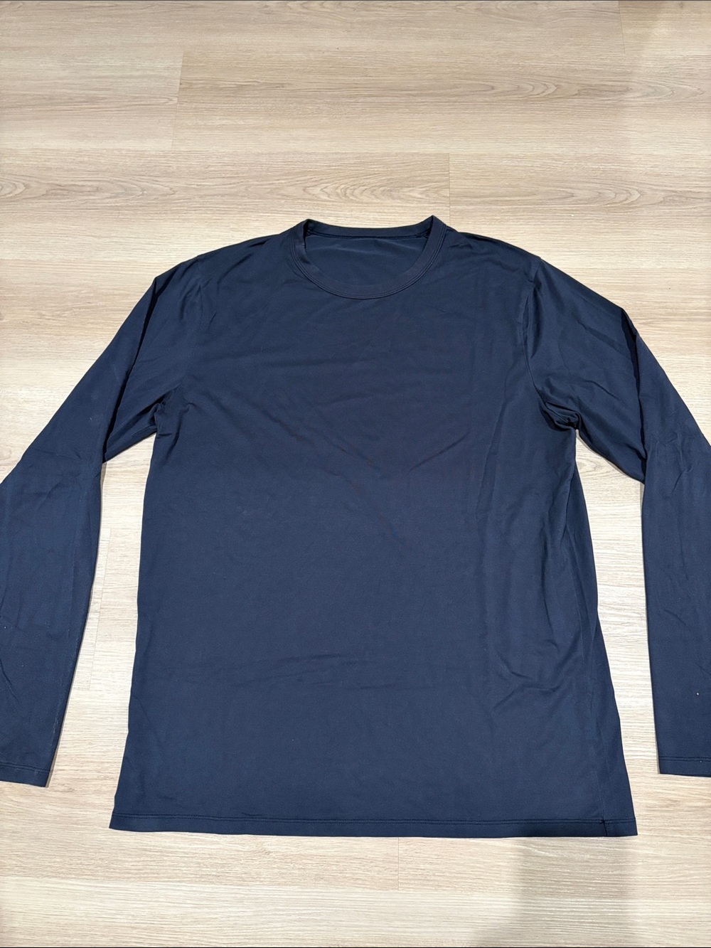 Lululemon Long Sleeve Tee in Navy